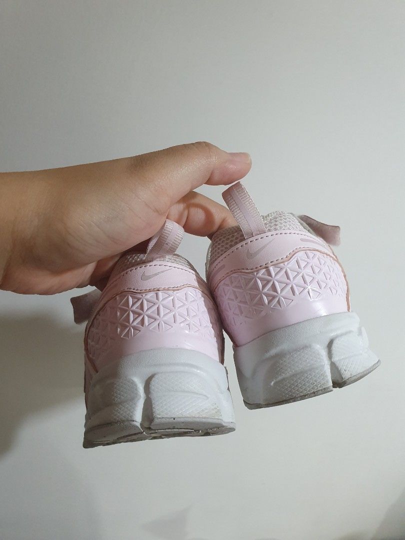Nike Vomero 5 Kids (Category: Sneakers) located in Makati City. Submitted by an518x (Listing ID 1460273355, Image 3). Description: 100% Original Bought from Foot Locker Canada website (see last photo) Color Light Pink Size 1Y (see photo) Used a few times in Canada. Doesn't fit my daughter anymore. NO BOX. pick up/meet up only for now pls.