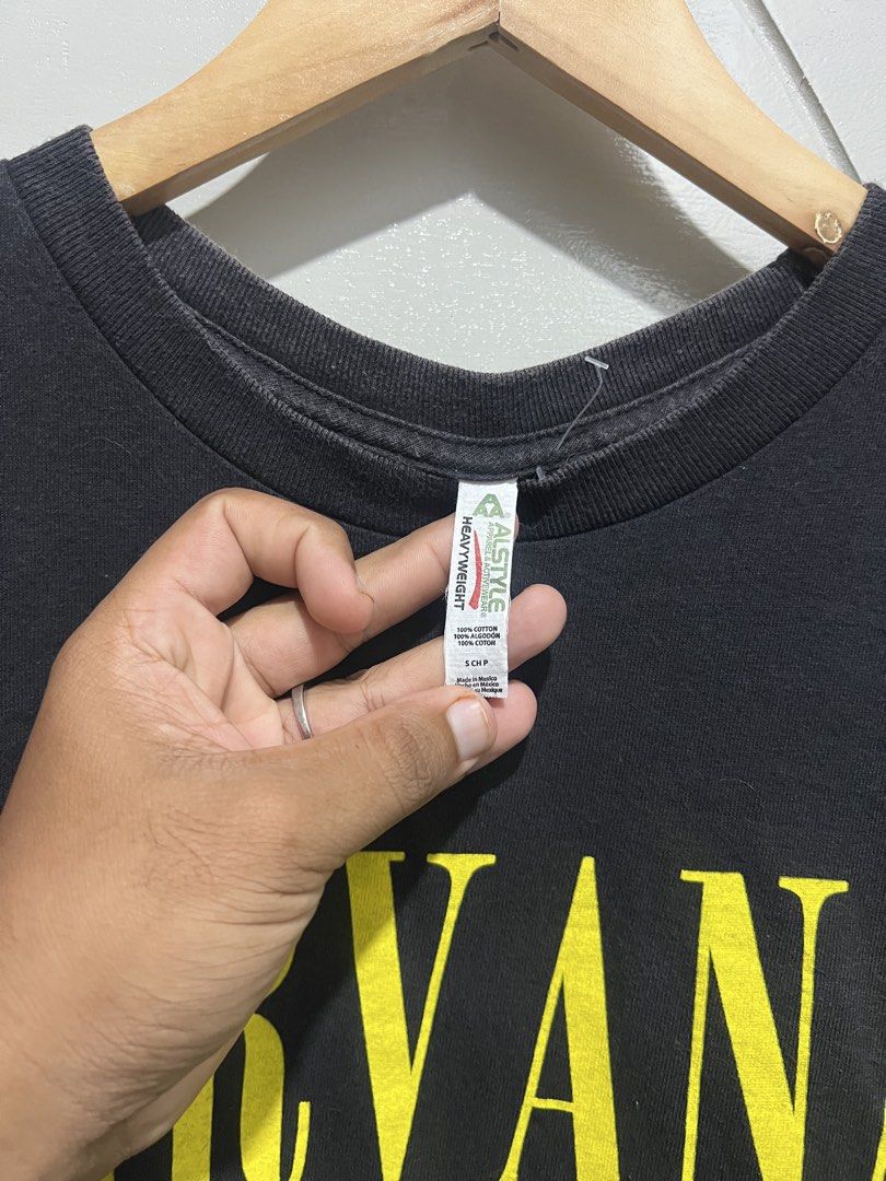 Nirvana (Category: Formal Shirts) located in Bedong. Submitted by abunthrift. (Listing ID 1460224464, Image 3). Description: Pit 19/27 .