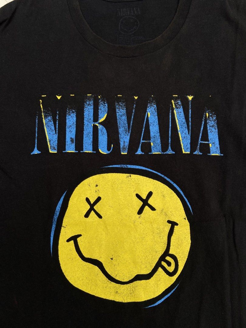 NIRVANA BAND TEE MODERN RELEASE (Category: Tshirts & Polo Shirts ) located in Salug. Submitted by bagdoi_finds (Listing ID 1460148829, Image 2). Description: NO ISSUE 10/10 COLOR RATE.