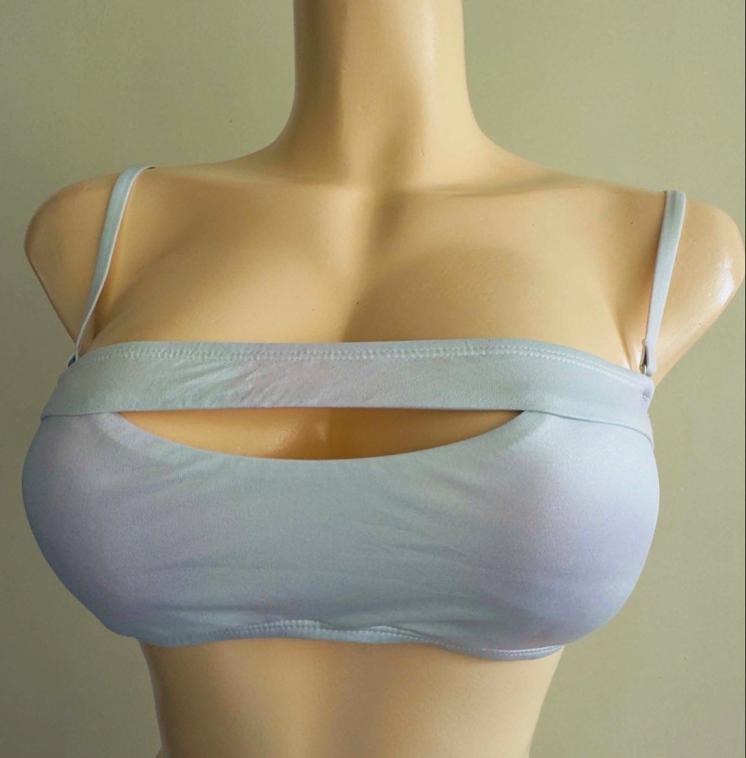 no bounderies swimtop S( 4-6) (Category: Bikinis & Swimsuits) located in San Jose. Submitted by 99ners (Listing ID 1460115189, Image 1). Description: padded.