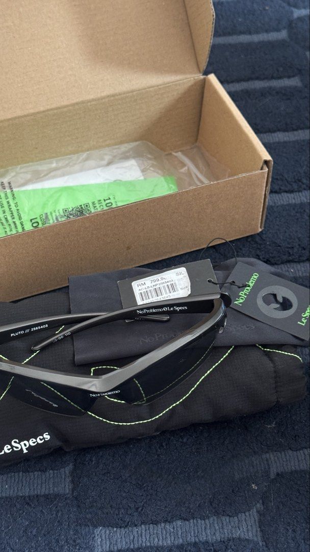 NO PROBLEMO PLUTO (Category: Sunglasses & Eyewear) located in Pasir Gudang. Submitted by wmf_5757 (Listing ID 1460142990, Image 3). Description: for sale . complete with box.