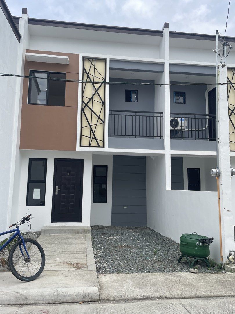 Nova Stella townhomes 3 bedroom complete finished (Category: House & Lot) located in General Trias. Submitted by Myrna.09173055442 (Listing ID 1460132129, Image 1). Description: Preseling thru bank financing Brgy Carsadang bago I, Imus Cavite Medicion IB Phase 2 Buyers Promo Sept! Free Solar Panel Free 1hp window type aircon 80,000 discount on Selling price Tpwnhouse 3 bedroom Complete finished 50sqm lot area 64sqm floor area 10,000 reservation f