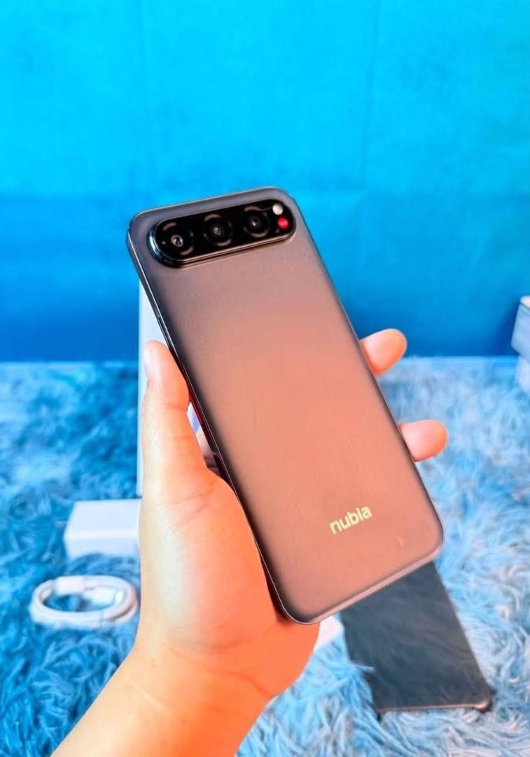 NUBIA AIR 8/256GB (Category: Samsung) located in Manila. Submitted by swiftdeer_8808f2 (Listing ID 1460255189, Image 1). Description: BNEW MALL PULL OUT NUBIA AIR 8/256GB ₱8,499 ONLY! pick up at tondo, manila.