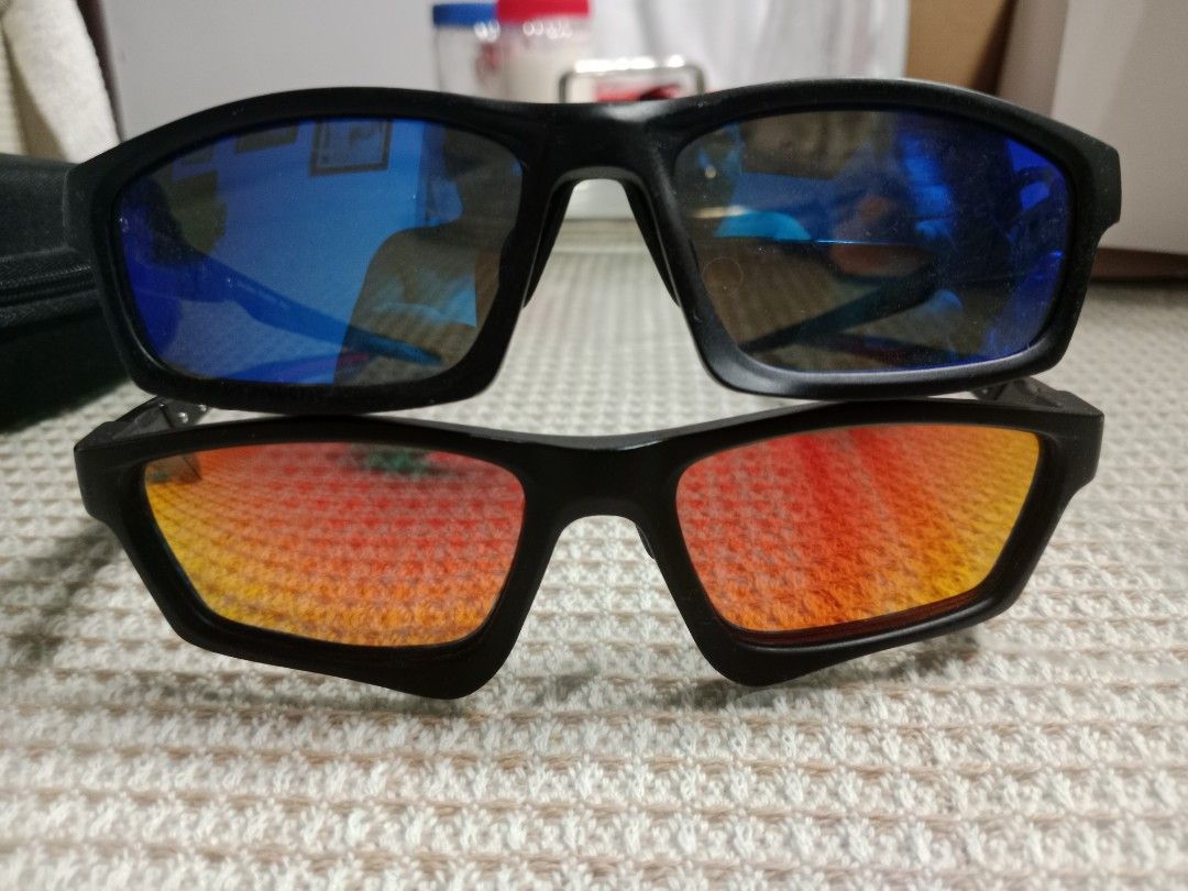 Dickies Sunglasses - Multiple Lens Colors (Category: Sunglasses & Eyewear) located in Floridablanca. Submitted by davidpault15196 (Listing ID 1460171944, Image 1). Description: - Authentic Dickies sunglasses - Sleek black frames - Comes with two lens sets: vibrant blue and striking red/orange - Ideal for both athletic activities and everyday style.