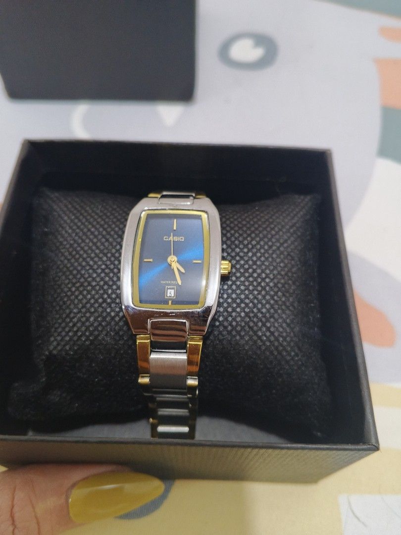 OEM watch (Category: Luxury Watches) located in Manila. Submitted by ghie_0116 (Listing ID 1460247820, Image 3). Description: - Set of 3 premium watches - Casio watch with blue dial and date function - Rolex watch featuring a striking green dial and diamond markers - Elegant gold and silver tone Gucci watch - All watches come with their original boxes - Ideal for watch collectors or as a thoughtful gift.