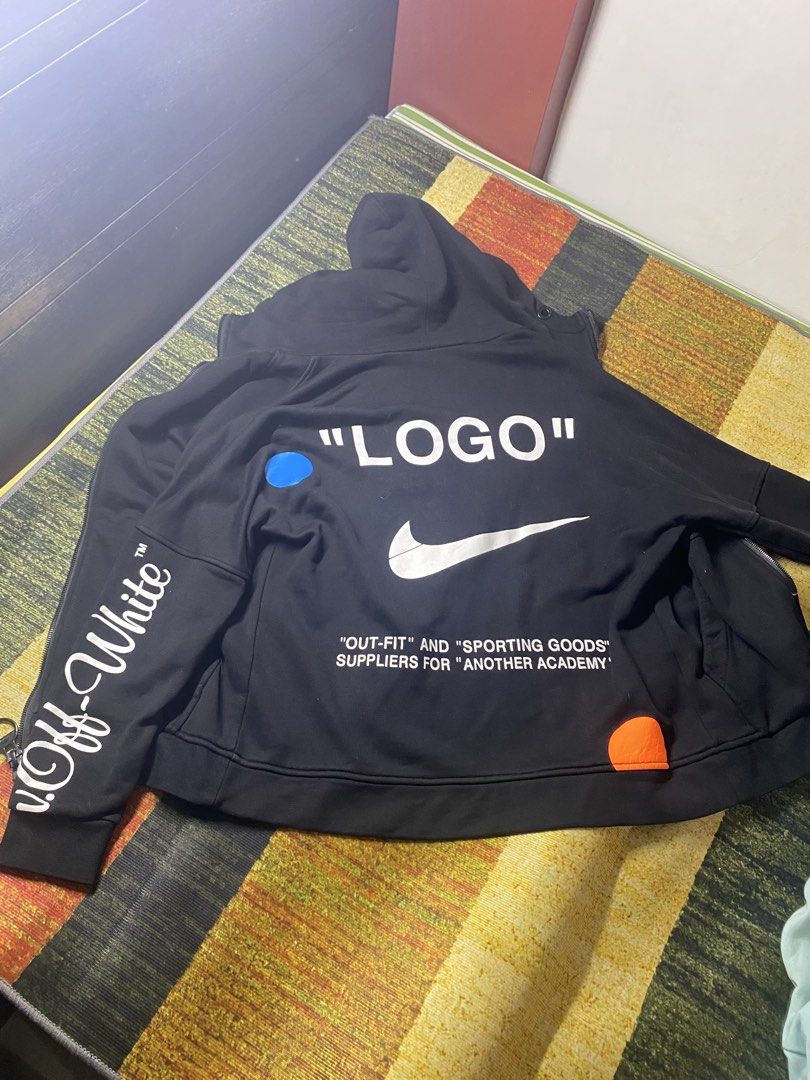 OFFWHITE HEAVY JACKET (Category: Coats, Jackets and Outerwear) located in Manila. Submitted by ragstoriches37 (Listing ID 1460234972, Image 2). Description: Large.