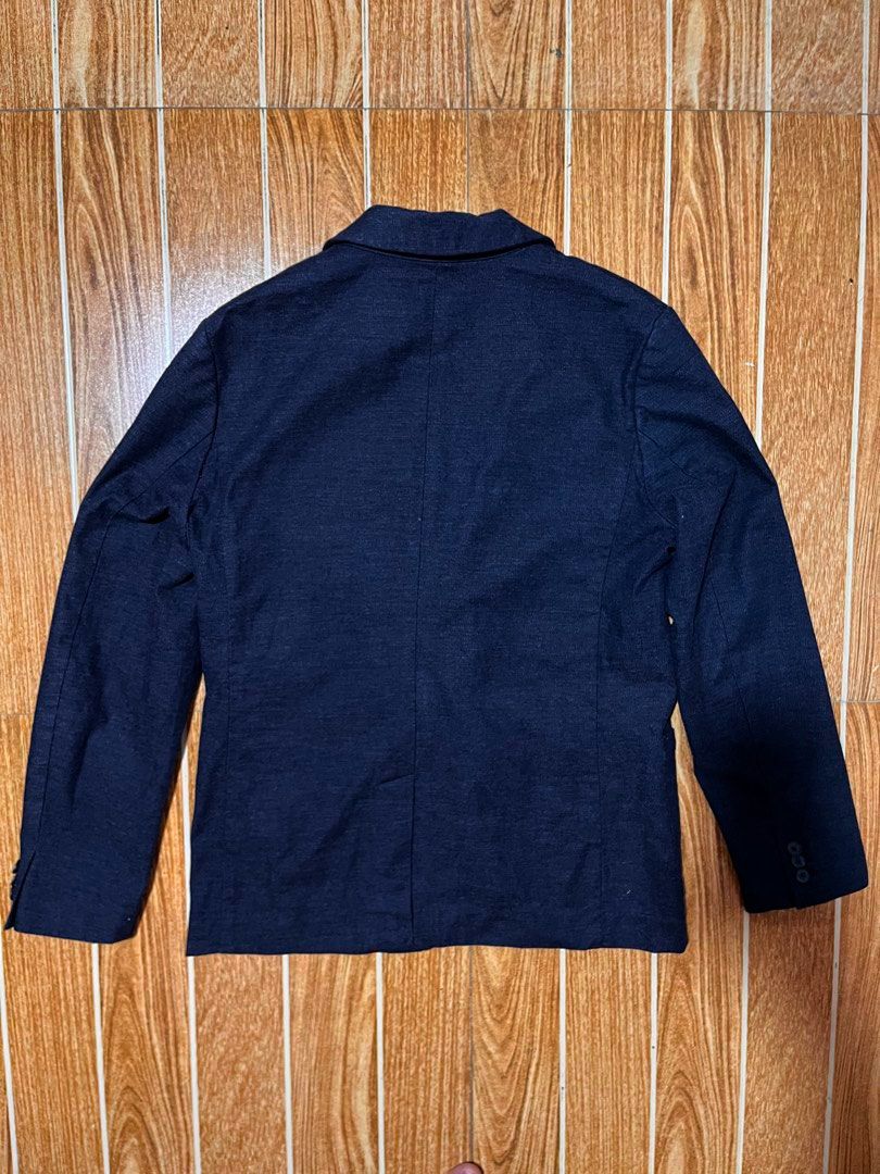 Old Navy navy blue blazer/coat (Category: Coats, Jackets and Outerwear) located in Lucena. Submitted by mjaothrift (Listing ID 1460275958, Image 2). Description: Old Navy blazer coat Color navy blue Size Medium on tag 20 x 28 inches Almost new condition .