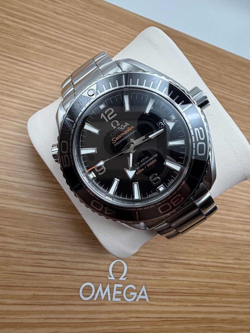 Omea Seamaster Planet Ocean 39.5mm Master Chronometer Automatic Diver COMPLETE (Category: Luxury Watches) located in Manila. Submitted by rj_authenticwatchesandmore (Listing ID 1456911235, Image 2). Description: Omega Seamaster Planet Ocean - FULL SET including genuine omega rubber strap with deployant clasp - Reference 21530402001001 - Antimagnetic - master chronometer - helium escape valve - case diameter 39.5mm - 45.6mm lug to lug - 14.21mm th