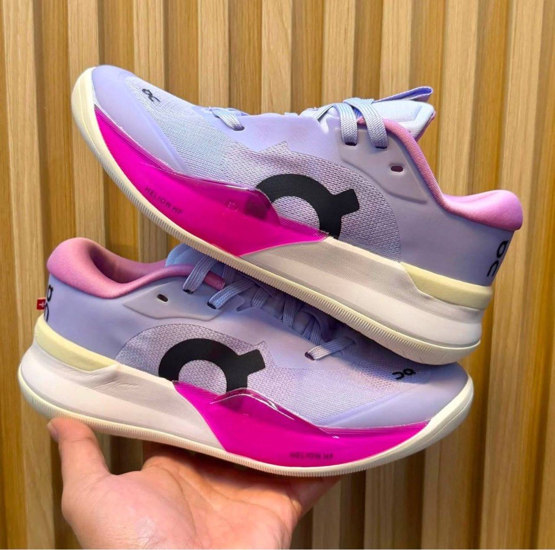 Oncloud Shoes (Category: Sneakers) located in Manila. Submitted by magicmike08 (Listing ID 1460156034, Image 2). Description: New stocks 🔥✨ • ua topgrade • sizes - (euro based) women: 36/37/38/39/40 men: 41/42/43/44/45 • with box • with free socks & paperbag (if avail) 🏷️ ₱2,600 📩 DM to order .