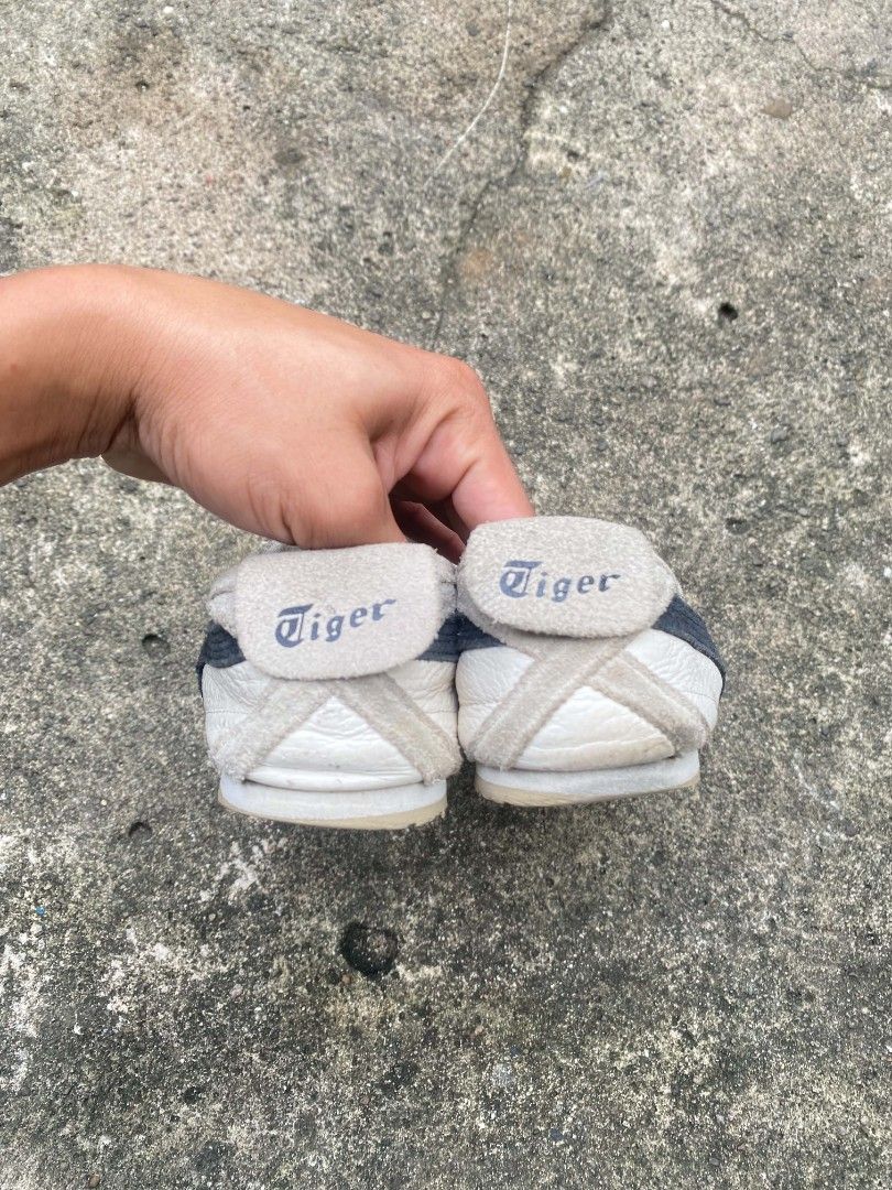 Onitsuka (Category: Shoe inserts) located in Tubod. Submitted by leonardflores01 (Listing ID 1460248947, Image 3). Description: 37.5 +sf.