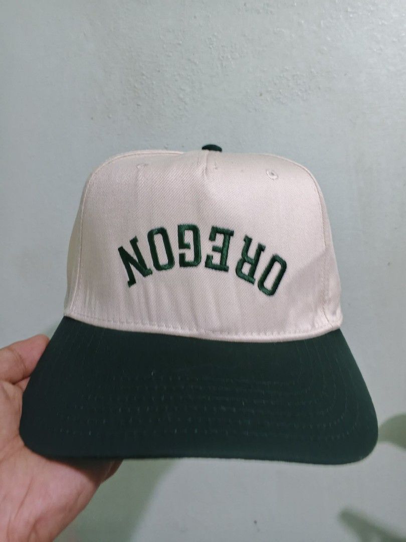 Oregon Upside Down Hat, State Hat, Two Tone Hat, baseball hat , Otto (Category: Caps & Hats) located in Caloocan City. Submitted by shsgoods (Listing ID 1460176932, Image 1). Description: location:Karuhatan Valenzuela City.