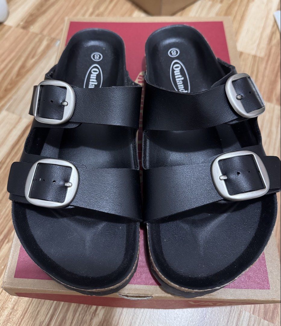 Outland Sandals size 8 (Category: Flats & Sandals) located in San Pedro. Submitted by heyitsanne (Listing ID 1460234396, Image 1). Description: Size 8 500 pesos.