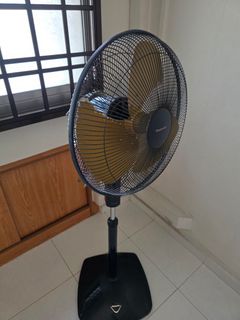 (Category: ) located in . Submitted by pengzaii (Listing ID 1460122605, Image 1). Description: .