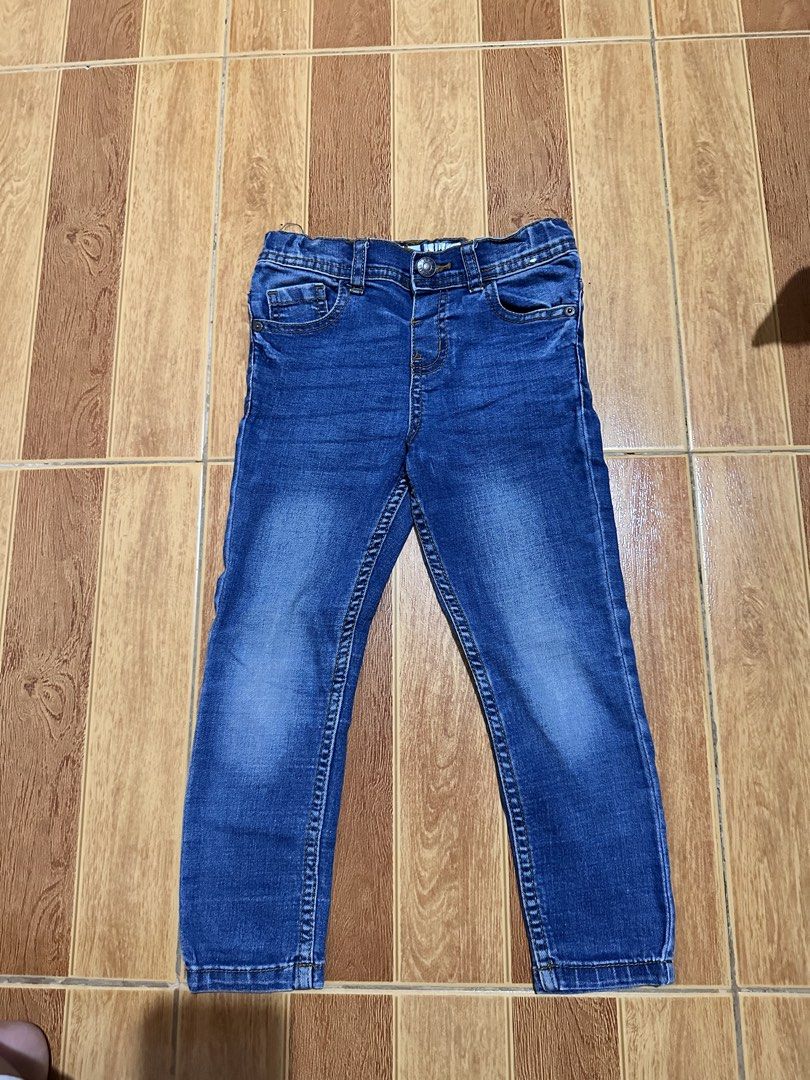 PANTS FOR KIDS (Category: Babies & Kids Fashion) located in Manila. Submitted by fourleafclover04 (Listing ID 1460202234, Image 2). Description: PANTS FOR KIDS LIKE NEW 5 to 6y.