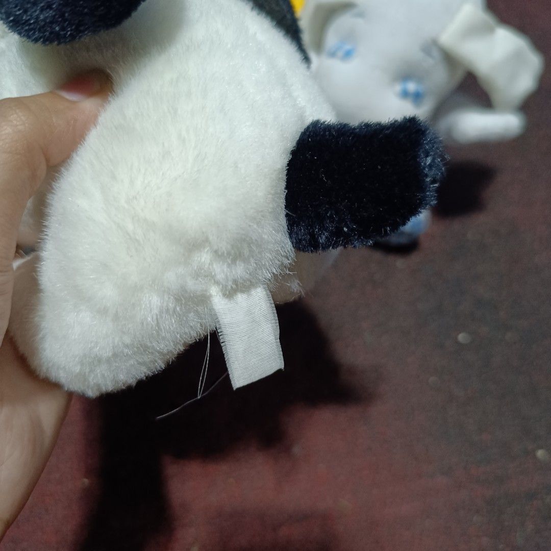 Peanuts Snoopy Bundle (Category: Plushies & Soft Toys) located in Cabuyao City. Submitted by ingrid1212.bear (Listing ID 1460209552, Image 3). Description: Like new and no flaws If Snoopy (Original) - 100 If Snoopy (Small) - 100 If Snoopy (Yellow) - 200 If Snoopy (Blue) - 250 ✅ Very good quality! ✅ Please feel free to make an offer! Payment options: Pay first with SF thru GCash/Maya/MariBank.