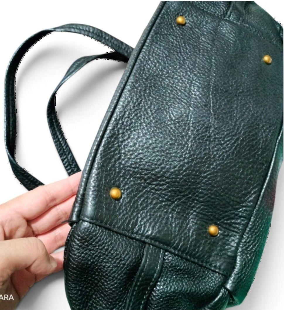 Pepper Black Pebbled Bag (Category: Shoulder Bags) located in Caloocan City. Submitted by gentlewolf_c9431a (Listing ID 1460300350, Image 2). Description: Prada inspired - Uk leather - Brand: Pepper - Color: Black - Material: Pebbled texture - Hardware: Gold-tone - Style: Classic shoulder bag - Condition: Good, pre-loved - Features: Chic pebbled finish, elegant gold accents - Meetup location: Primark Town Center Deparo, Caloocan City.