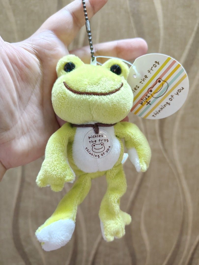 Pickles the Frog Plush Charm (Category: Plushies & Soft Toys) located in Santa Rosa. Submitted by mmps249.1 (Listing ID 1460209375, Image 1). Description: Crossposted Mine now, pay now shipping courier: JRS only Gcash payment upon order No reservations.