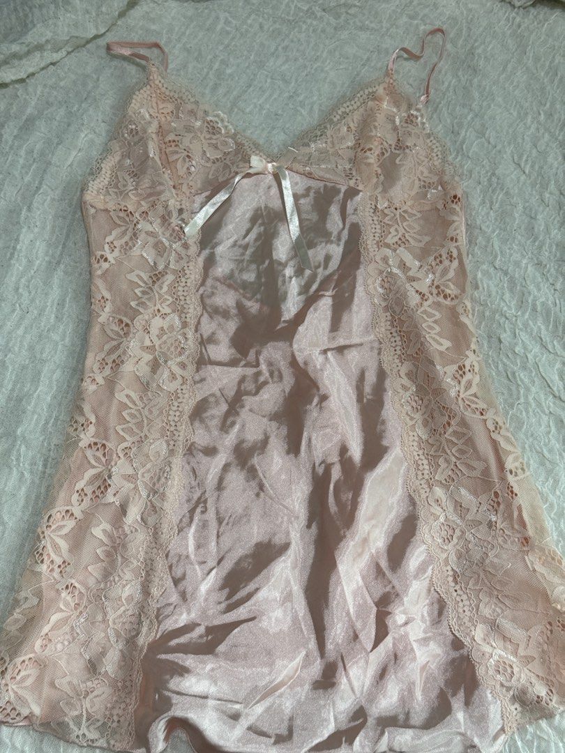 Pink lace silk night gown (Category: Evening dresses & gowns) located in Manila. Submitted by prelovedby_lou (Listing ID 1460158500, Image 3). Description: - bought from aa apparel on ig - would love to keep this but it's a bit big on me - fits small-medium Bust: 30-36" Waist: 24-32" Length: 30".