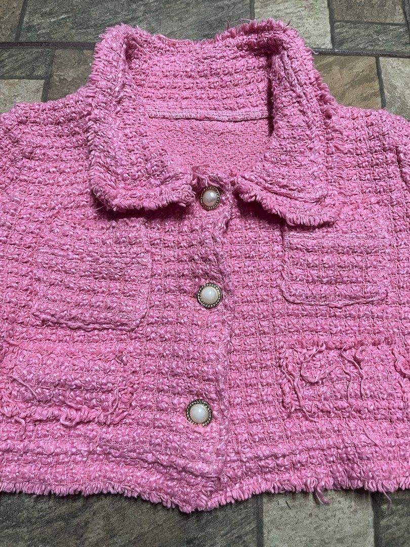 Pink Tweed Crop Top (Category: Others Tops) located in Makati City. Submitted by nichthings (Listing ID 1460137019, Image 3). Description: Size: XS-S 💸 MOP: GCash or Bank Transfer 📦 MOD: J&T / Lalamove 📍 Location: Palanan, Makati .
