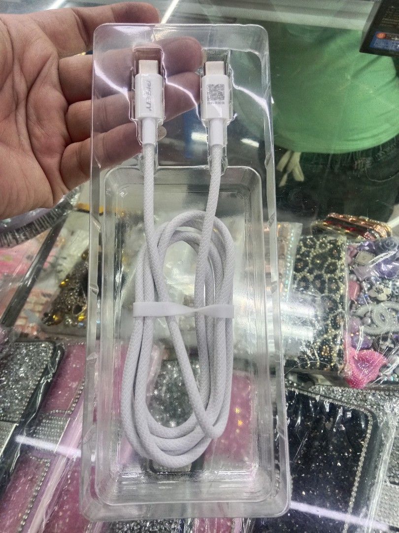 Pisen type to type c 60 watts (Category: Chargers & Cables) located in Manila. Submitted by iliasjen3082126 (Listing ID 1460203755, Image 1). Description: .