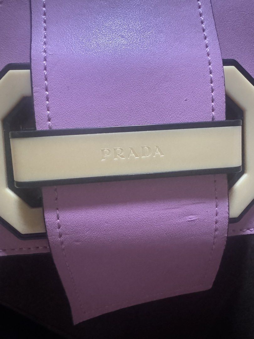 Plex Ribbon - Project Bag (Category: Luxury Bags & Wallets) located in Iloilo. Submitted by graceusi0796113 (Listing ID 1460161153, Image 2). Description: - It’s a Project bag see pics for all the flaws - Selling low - Still useable - Ukay Source pls manage expectations - MOP : Gcash/BPI - SF included - Payment first Policy - Shipp through LBC/J&T.