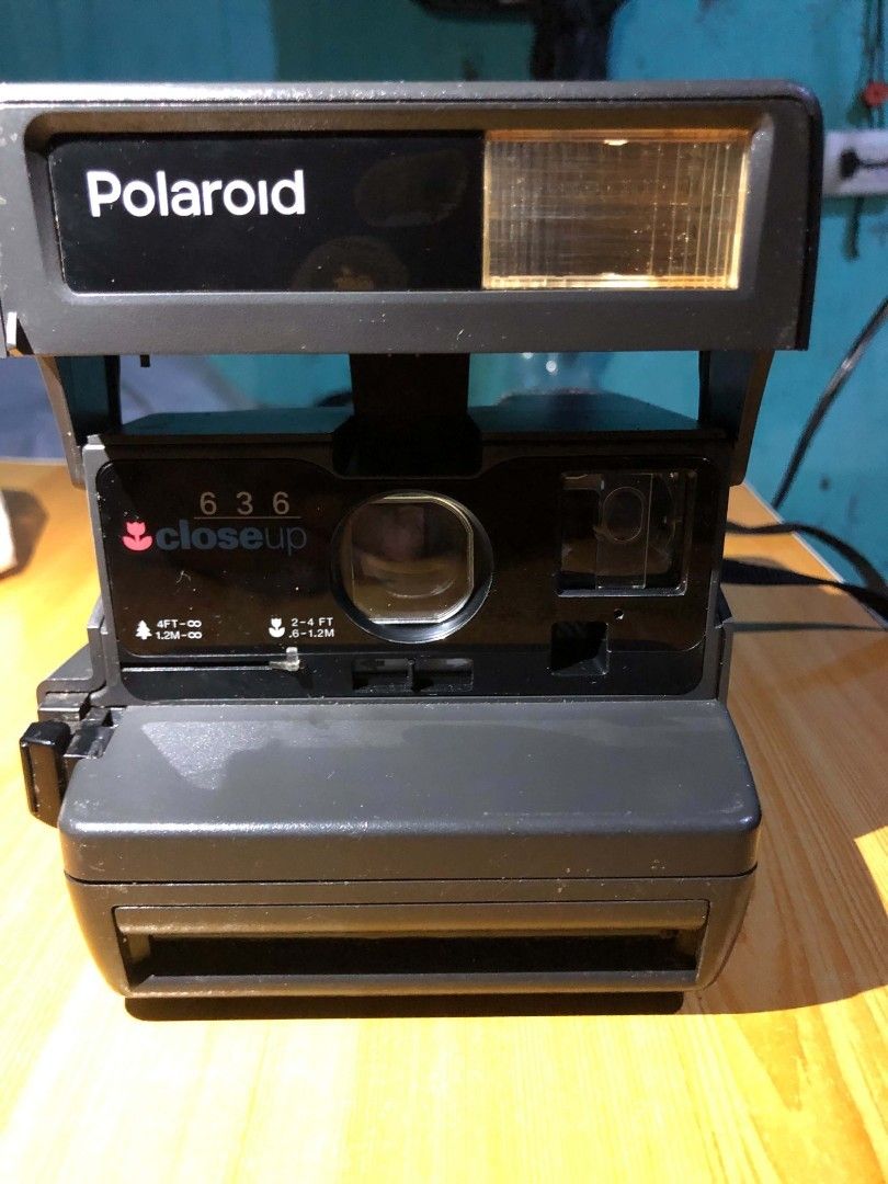 Polaroid 636 Close Up Instant Camera (Category: Cameras) located in Caloocan City. Submitted by depungok (Listing ID 1460119493, Image 3). Description: Capture memories instantly with this Polaroid 636 Close Up camera! Features built-in flash and easy focus for great shots from 2ft to infinity. Perfect for quick, fun photos..