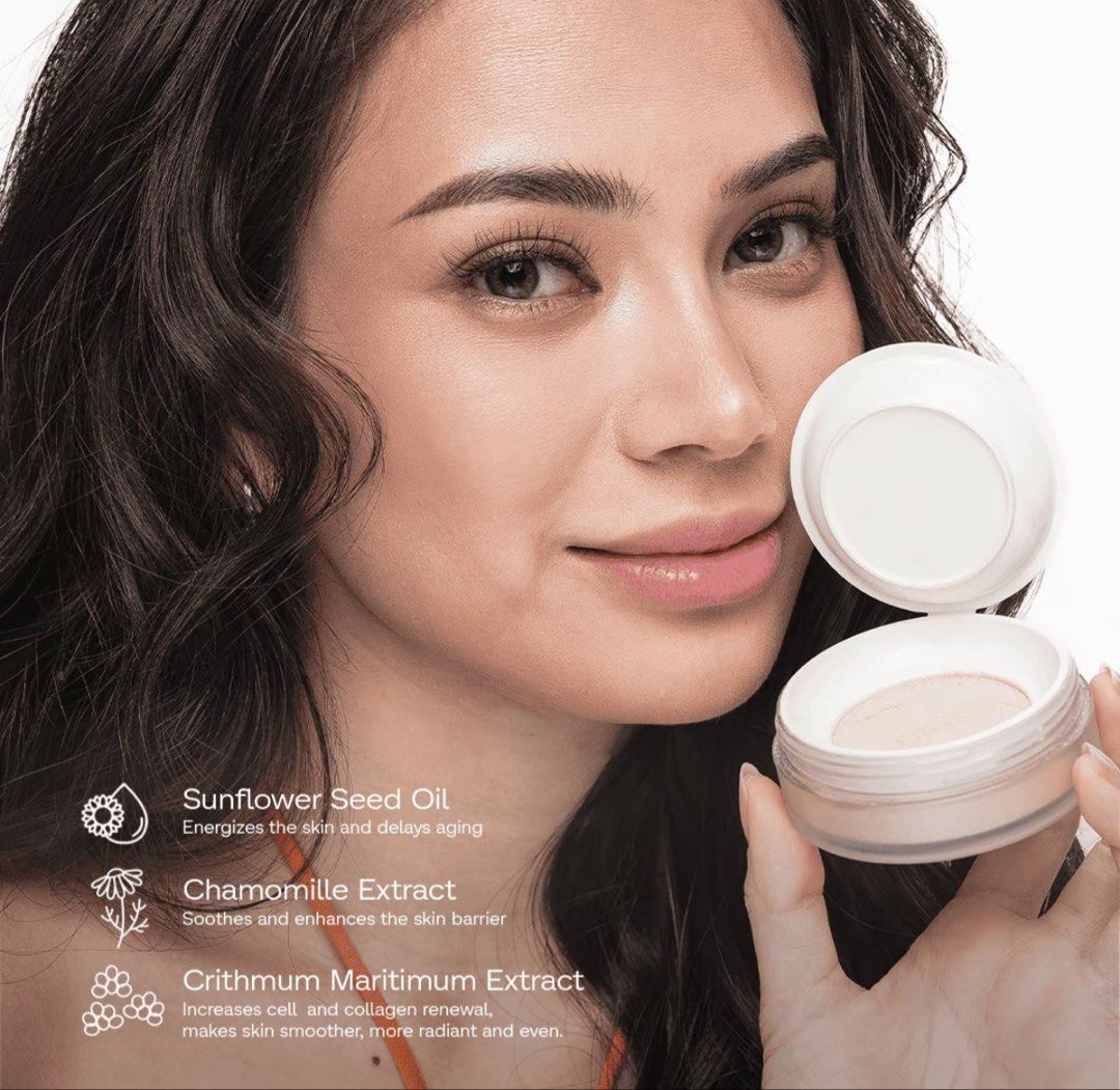Popique Setting Powder ( lagoon shade) (Category: Makeup) located in Manila. Submitted by lucii_files02 (Listing ID 1460174131, Image 2). Description: - Popique Setting Powder - Enriched with Sunflower Seed Oil to energize skin and delay aging. - Contains Chamomile Extract to soothe and enhance the skin barrier. - Features Crithmum Maritimum Extract for increased cell and collagen renewal, resulting in smoother, more radiant skin. - Comes with a 