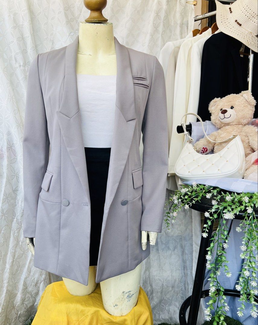 Premium Blazer (Category: Coats, Jackets and Outerwear) located in Davao. Submitted by jedee31 (Listing ID 1460160908, Image 3). Description: Actual posted Size: SMALL- Medium .