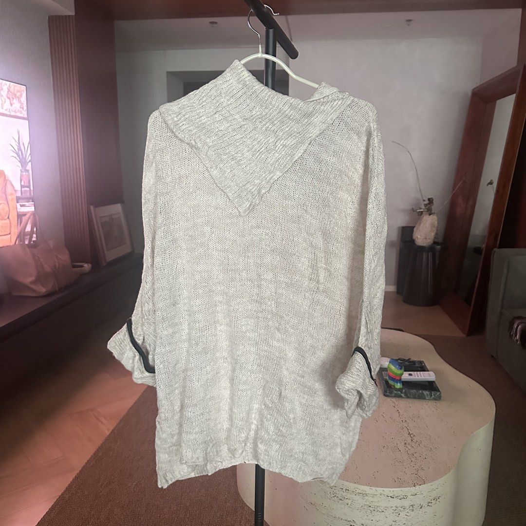 Promod beige sweater (Category: Coats, Jackets and Outerwear) located in Pasig City. Submitted by ynahperez (Listing ID 1460216778, Image 3). Description: .
