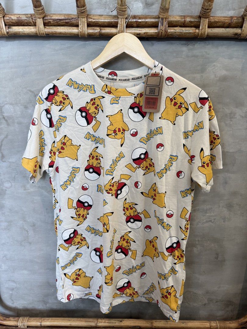 Pull & Bear Star Wars Graphic T-Shirt (Category: Tshirts & Polo Shirts ) located in Manila. Submitted by laravidal (Listing ID 1460197611, Image 3). Description: Black t-shirt with a cool all-over Star Wars, Pokemon and Skull design. From Pull & Bear..