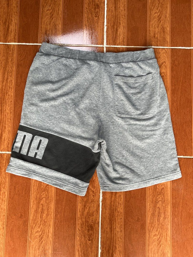 Puma Big Logo Cotton Short (Category: Shorts) located in Calapan. Submitted by seria_thrifting_apparel (Listing ID 1460254006, Image 2). Description: ✅Big Logo • Width: 33-40 • Length: 19.5 • Hem: 12 • Color rate: 9/10 • Issue: Need Wash (Excellent Condition).