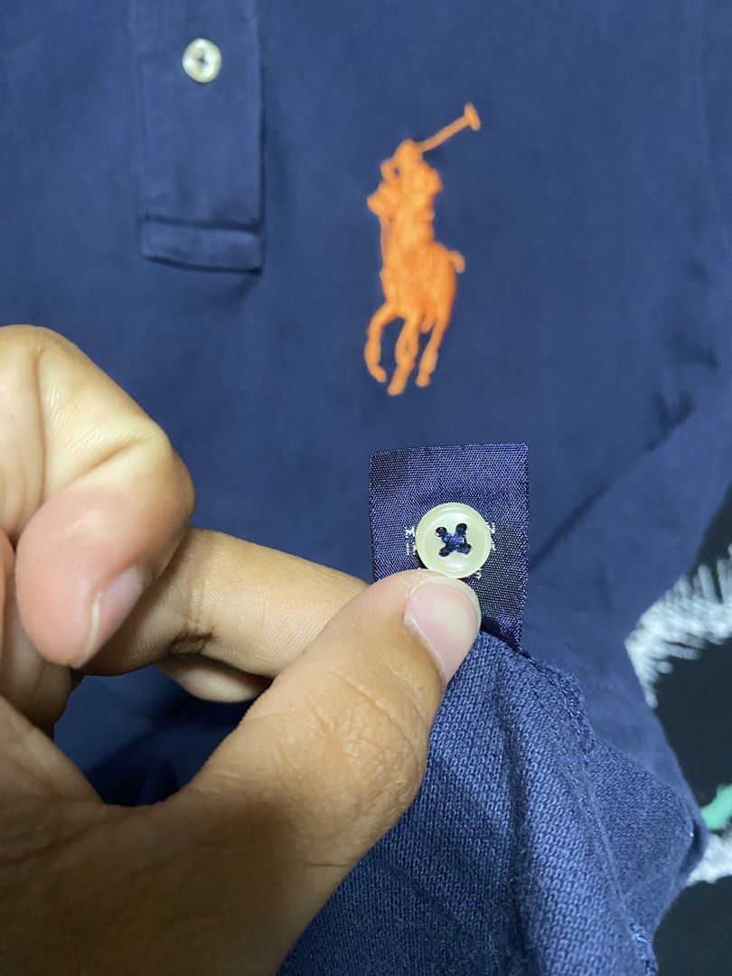 RALPH LAUREN FOR HER💙 (Category: Shirts) located in Tabaco. Submitted by goodyshit.9 (Listing ID 1460192506, Image 3). Description: RALPH LAUREN FOR HER💙 EXCELLENT CONDITION✅ COLOR RATE 9.8/19 NO ISSUE📌 19/23FRONT 24BACK .
