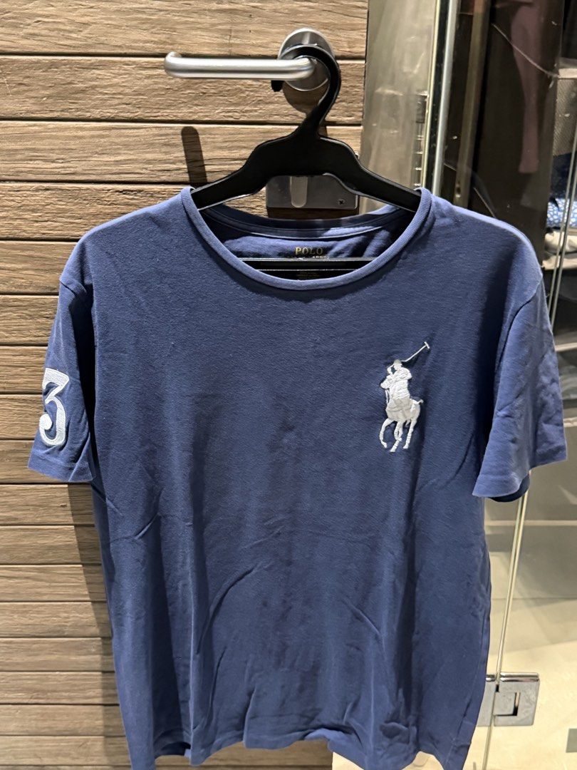 Ralph Lauren T-Shirt with Big Logo - Medium (Category: Tshirts & Polo Shirts ) located in Quezon City. Submitted by tanmiguel1998 (Listing ID 1460195270, Image 1). Description: US Size Medium - fits Asian Large .