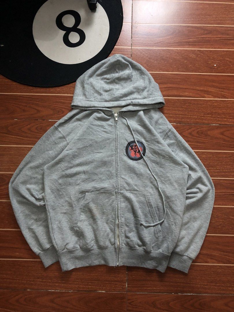RANDOM ZIP-UP(aesthetic back-hit) (Category: Coats, Jackets and Outerwear) located in Cavite. Submitted by secondhandco.archive552 (Listing ID 1460273010, Image 2). Description: RANDOM ZIP-UP(aesthetic back-hit) 📌W(21) L(26) 📌ISSUE: N/A 📌COLOR RATE: 9.9/10 📌CONDITION: 9.9/10 .