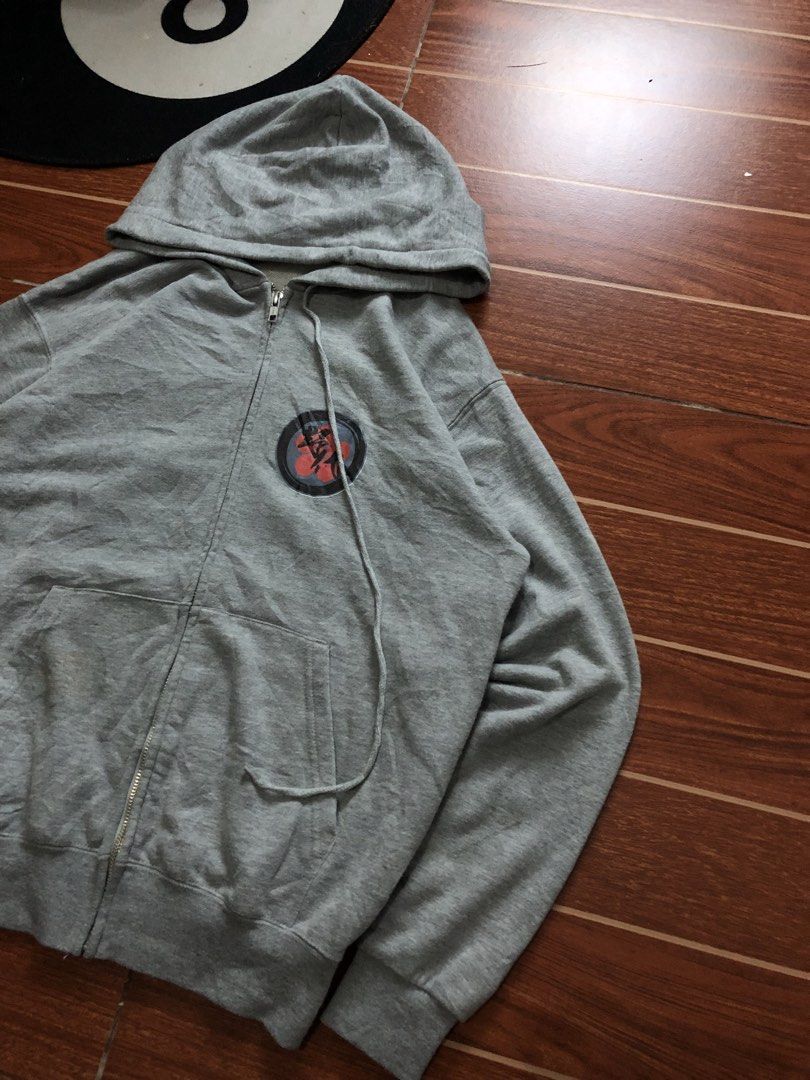RANDOM ZIP-UP(aesthetic back-hit) (Category: Coats, Jackets and Outerwear) located in Cavite. Submitted by secondhandco.archive552 (Listing ID 1460273010, Image 3). Description: RANDOM ZIP-UP(aesthetic back-hit) 📌W(21) L(26) 📌ISSUE: N/A 📌COLOR RATE: 9.9/10 📌CONDITION: 9.9/10 .