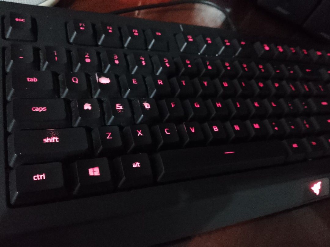 Razer Cynosa Lite Backlit Membrane Gaming Keyboard (Category: Computer Keyboard) located in Manila. Submitted by anvicnicajeff (Listing ID 1460162874, Image 3). Description: - Razer Cynosa Lite Gaming Keyboard -wired - Vibrant red blue violet green backlighting - Responsive Membrane Keys - Fully Functional, Works Well - Ideal for Gaming & Everyday Use.