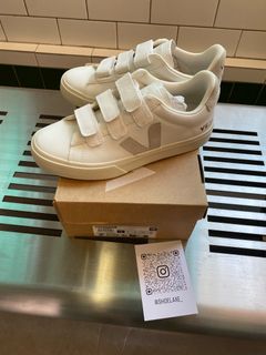（分類：）位於 。 由 shoelaxe_ 提交（商品編號 1460186664，圖片 1）。簡介： 。