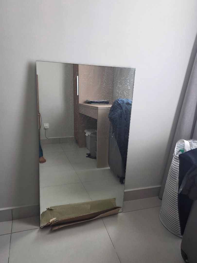 Rectangular Wall Mirror (Category: Mirrors) located in Kuala Lumpur. Submitted by gdd1221 (Listing ID 1460156957, Image 1). Description: - Plain rectangular mirror 60cmx105cm - Ideal size for bathroom or hallway - very solid piece - Clear, good reflection - Ready to be hung.