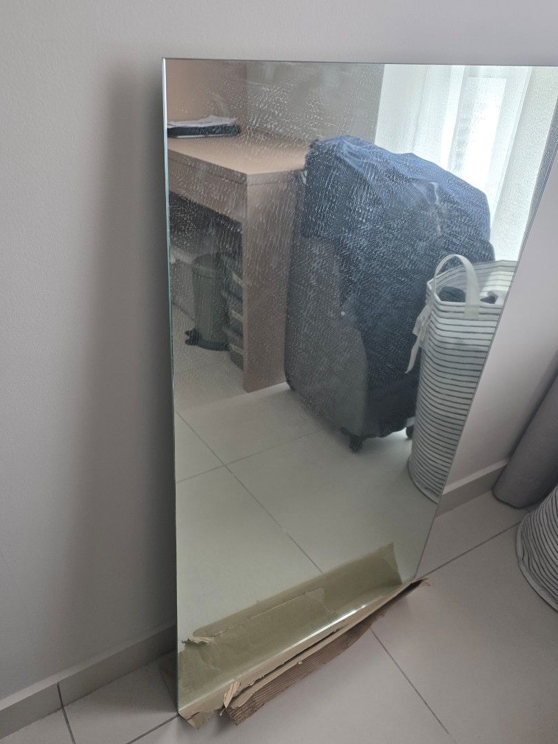 Rectangular Wall Mirror (Category: Mirrors) located in Kuala Lumpur. Submitted by gdd1221 (Listing ID 1460156957, Image 2). Description: - Plain rectangular mirror 60cmx105cm - Ideal size for bathroom or hallway - very solid piece - Clear, good reflection - Ready to be hung.