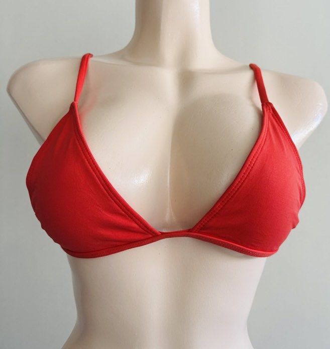 red orange swimtop S 32C/34Bc (Category: Bikinis & Swimsuits) located in San Jose. Submitted by 99ners (Listing ID 1460176190, Image 1). Description: .