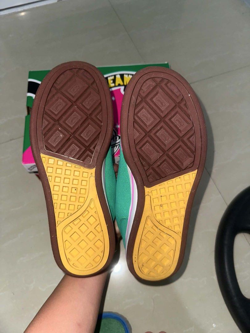 Reebok x BBC Ice Cream Board Flip "Watermelon" (Category: Sneakers) located in Santa Rosa. Submitted by fly.god (Listing ID 1460287977, Image 2). Description: Authentic Orig Price $250 / ₱15,680 Selling it for ₱10,000 (Firm) Size 9 Mens / 42 EU Used 3x (For Photoshoot) No issues / Flawless With OG Box & Receipt + Free laces Bought in Laced Store at Brisbane, Australia Payment first via GCash Add shipping fee via Lalamove DM! 📩 .