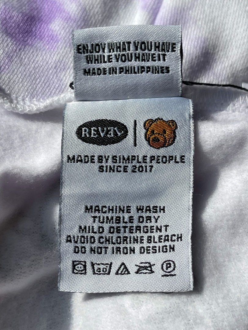 Revel Hoodie (Category: Hoodies) located in Manila. Submitted by andyxdizon_ (Listing ID 1460292836, Image 3). Description: Revel Hoodie for Sale Slightly used pm me here for more pics or when worn Rfs: di nagagamit nasa closet lang .
