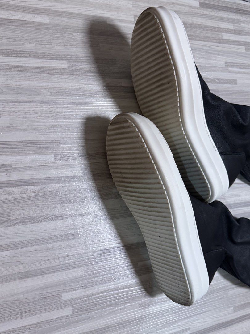 Rick Owens sneaker boots （分類：便服鞋）位於 Hong Kong。 由 28boo 提交（商品編號 1460281824，圖片 2）。簡介： 。