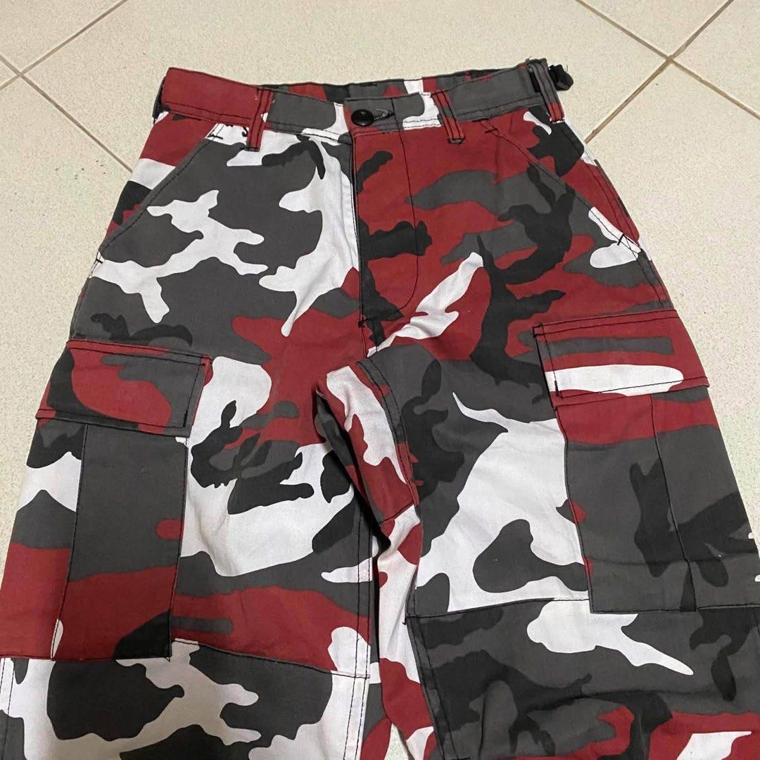 rothco red camo cargo pants (Category: Other Bottoms) located in Taguig. Submitted by xi_xxix1129 (Listing ID 1460115755, Image 2). Description: rothco red camo cargo pants size xs waist 24-26” length 41” hem 7.5” crispy condition need wash only 599php +sf no cod taguig location 📩📩📩.