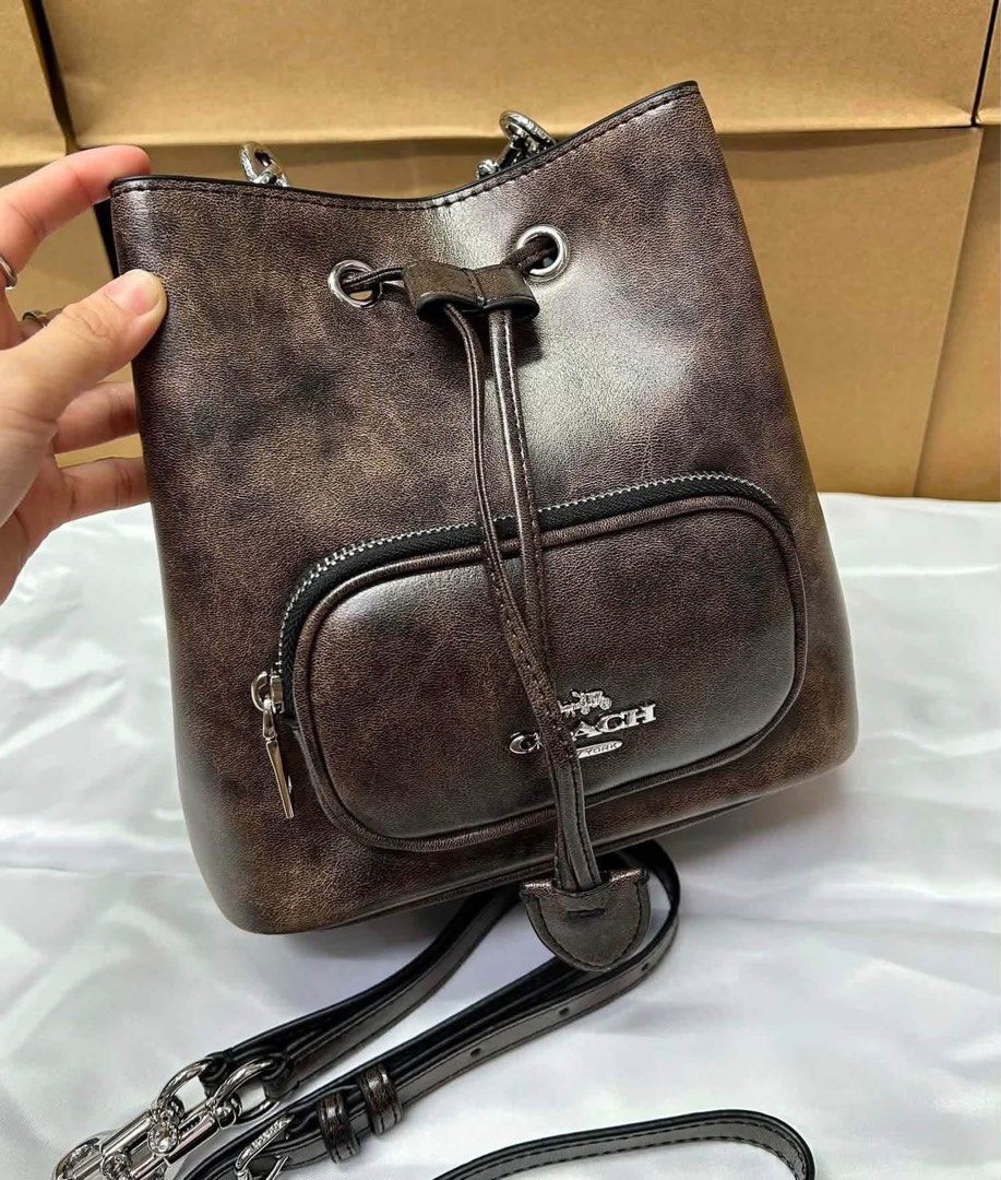 Rowan Bucket Pocket (Category: Cross-body Bags) located in Manila. Submitted by bagislifeshop (Listing ID 1460239082, Image 1). Description: .