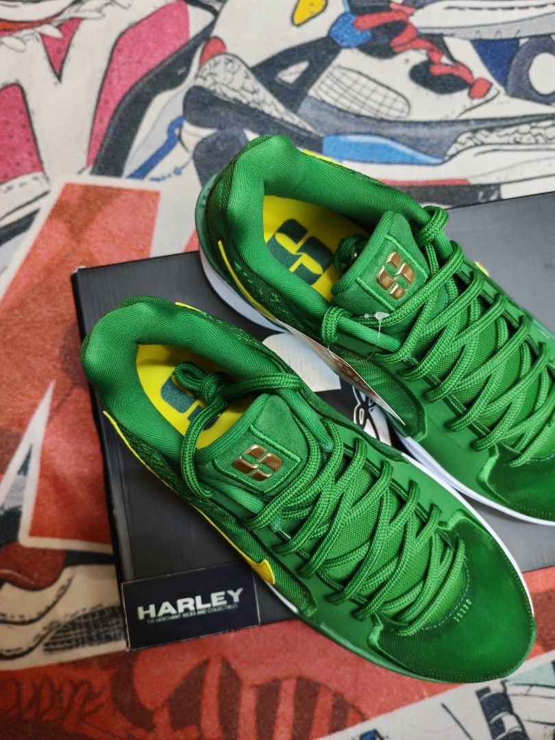 Sabrina 2 "Oregon Ducks" Size 8.5 (Category: Sneakers) located in Marikina City. Submitted by tm_harley (Listing ID 1460210823, Image 2). Description: 🚨Sabrina 2 "Oregon Ducks" Size 8.5 Men's 💸5,495 pesos only!!❌7,295 SRP Send a DM for inquiries 📩 FB: Harley Villa FB Page: The Merchant - Kicks and Collectibles 📌Marikina City Location.