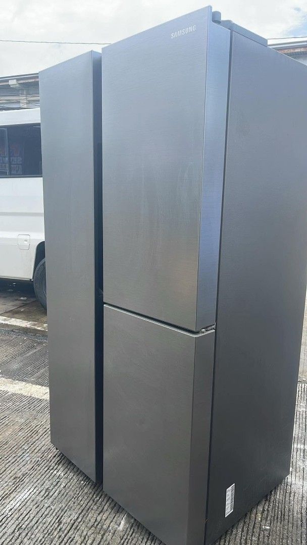 Samsung 3 Door Inverter Ref (Category: Refrigerators and Freezers) located in Manila. Submitted by antique_15 (Listing ID 1460169847, Image 1). Description: Samsung 3 Door Inverter Ref ₱30,000.