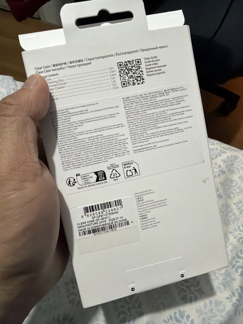 Samsung Galaxy Z Fold 8 Clear Case and screen protector (Category: Cases & Sleeves) located in Angeles City. Submitted by celestialbody (Listing ID 1460106672, Image 2). Description: - Crystal clear case for Samsung Galaxy Z Fold 8 - Protects your phone without hiding its design - Maintains the original look and feel - Super thin na case from Samsung which includes an antireflective screen protector Opened to test lang.