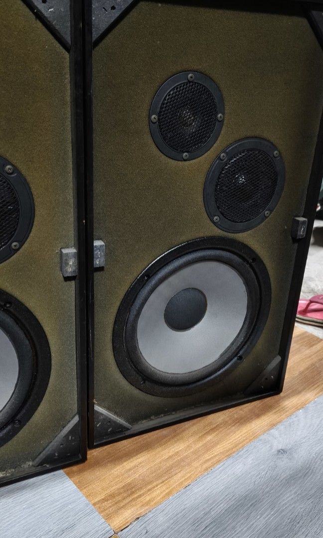 Sansui 3way speaker d10 (Category: Soundbars, Speakers & Amplifiers) located in San Pedro. Submitted by tristanjapansurplus (Listing ID 1460283669, Image 1). Description: ptpa selling only came in Japan loc; San Pedro Laguna sansui 3way Speaker system model SP-Xii 55watts 8 ohms made in Japan no repair all driver is good.