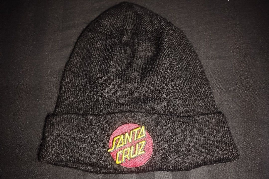Santa Cruz Beanie (Category: Beanies) located in San Juan City. Submitted by reddvelasquez4298 (Listing ID 1460300710, Image 1). Description: Santa Cruz Beanie Like New Condition No issues 350 pesos PM.